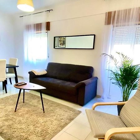 ליסבון Chiado Apartment With Terrace 1 מראה חיצוני תמונה