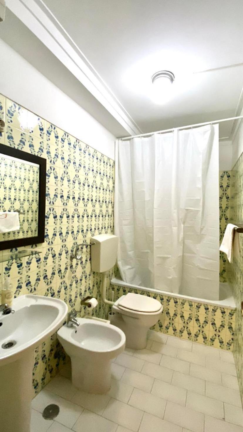 ליסבון Chiado Apartment With Terrace 1 מראה חיצוני תמונה